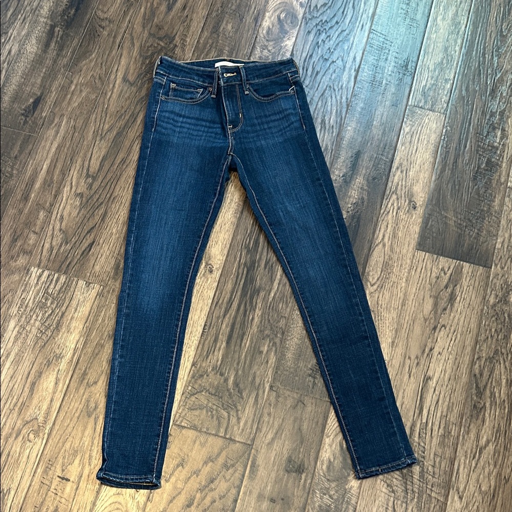 Levi's Dark Blue Women's 711 skinny Jeans